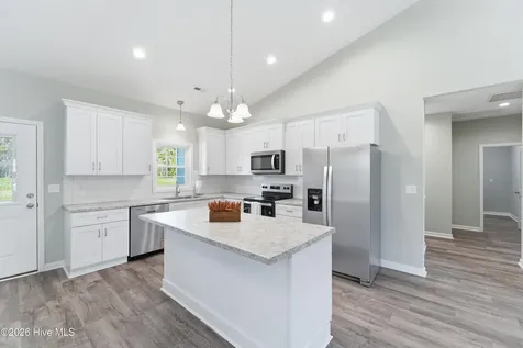 1992 Catherine Lake Road Richlands NC 28574