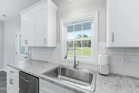 1992 Catherine Lake Road Richlands NC 28574