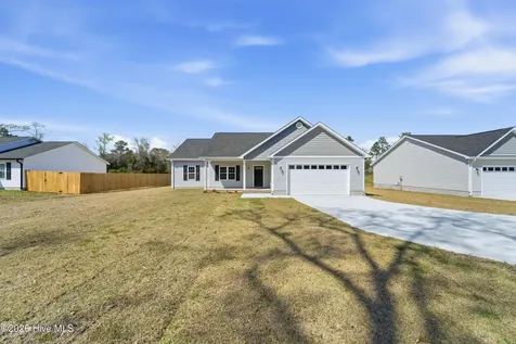 1992 Catherine Lake Road Richlands NC 28574