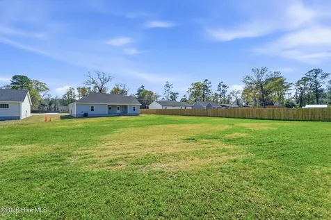 1992 Catherine Lake Road Richlands NC 28574