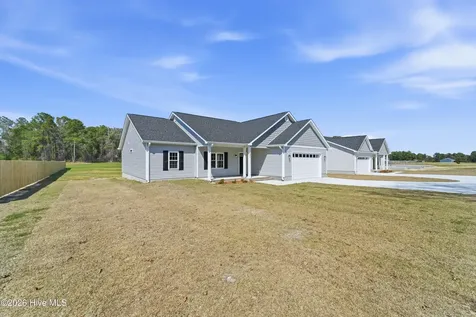 1992 Catherine Lake Road Richlands NC 28574