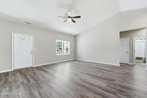 1992 Catherine Lake Road Richlands NC 28574
