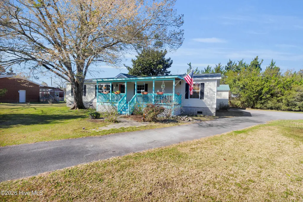 1873 Highway 101 Beaufort NC 28516