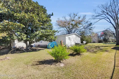 1873 Highway 101 Beaufort NC 28516