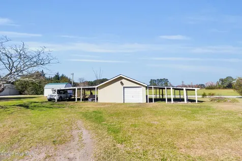 1873 Highway 101 Beaufort NC 28516