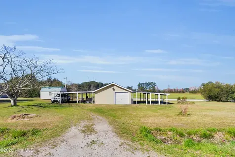 1873 Highway 101 Beaufort NC 28516