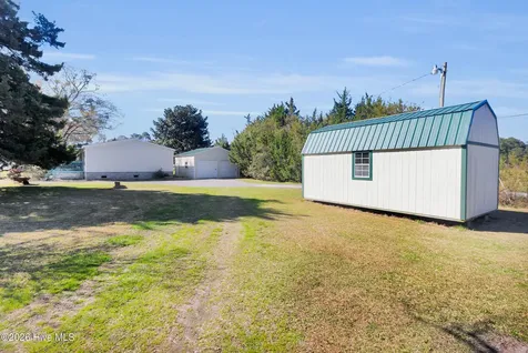 1873 Highway 101 Beaufort NC 28516