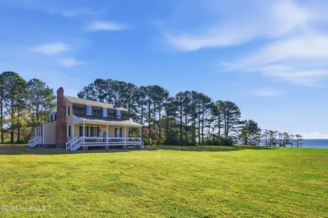 101 Benbury Drive Edenton NC 27932