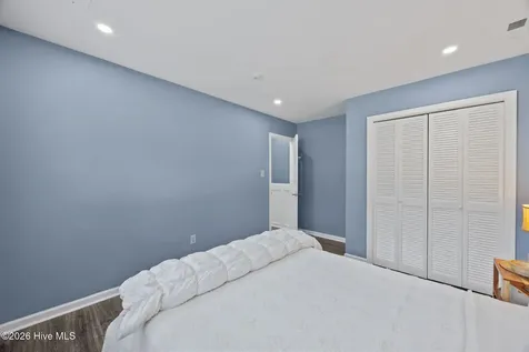2406 N Hills Drive New Bern NC 28562
