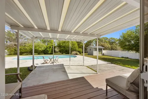 2406 N Hills Drive New Bern NC 28562