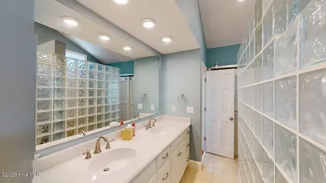 808 E Beechtree Drive Nashville NC 27856