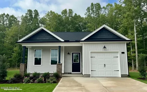 60 W Coulter Court Selma NC 27576