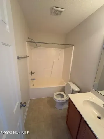 2005 Banister Loop Jacksonville NC 28546