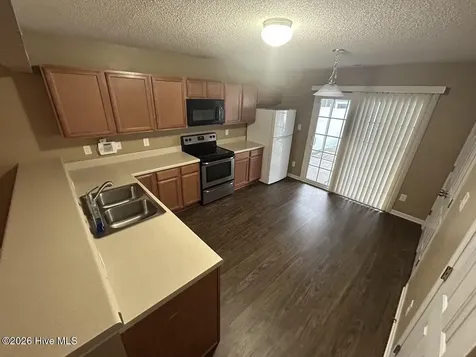 2005 Banister Loop Jacksonville NC 28546