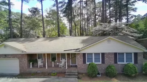 206 Staffordshire Road Greenville NC 27834
