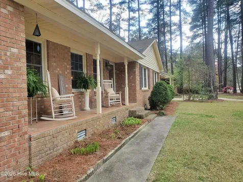 206 Staffordshire Road Greenville NC 27834