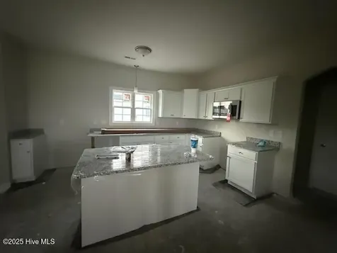 1229 Inner Banks Lane Jacksonville NC 28546