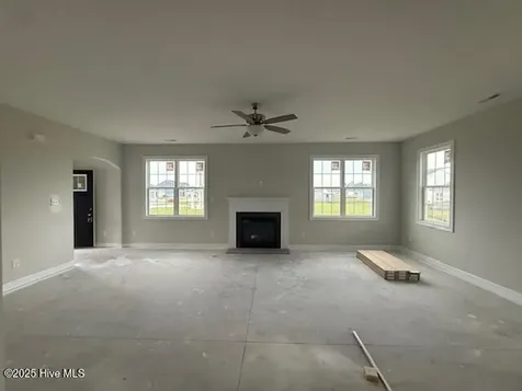 1229 Inner Banks Lane Jacksonville NC 28546