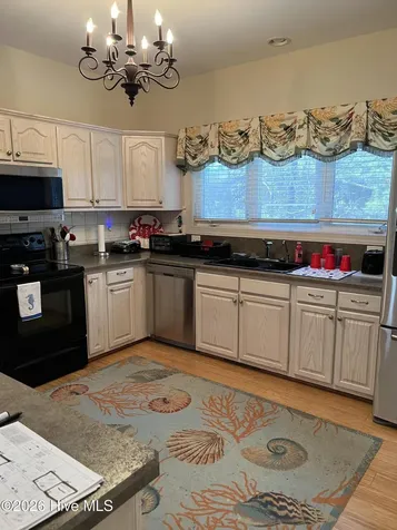 3714 Kenzie Court Morehead City NC 28557