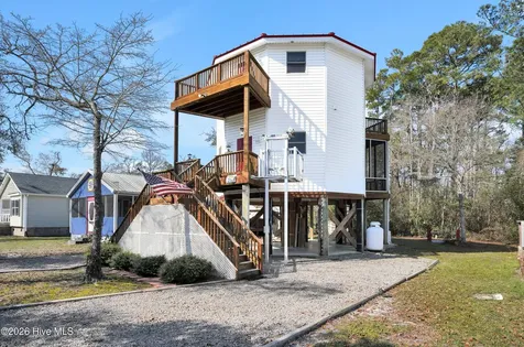 233 NE 75th Street Oak Island NC 28465