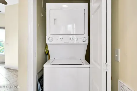 233 NE 75th Street Oak Island NC 28465