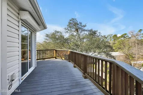 233 NE 75th Street Oak Island NC 28465