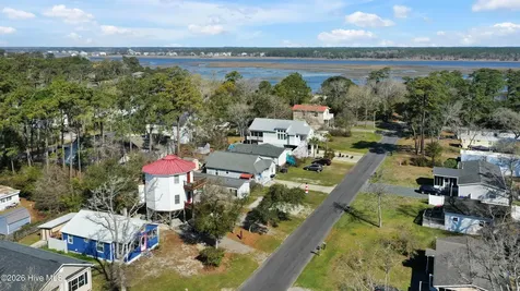 233 NE 75th Street Oak Island NC 28465