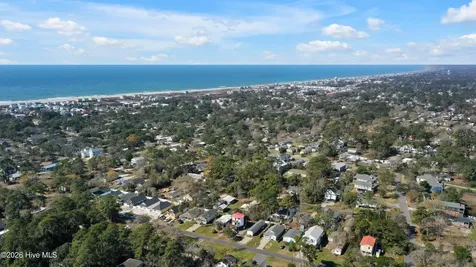 233 NE 75th Street Oak Island NC 28465
