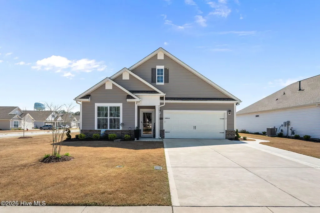 2001 Alizarin Lane New Bern NC 28562