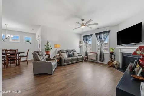 2001 Alizarin Lane New Bern NC 28562