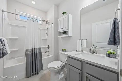 2001 Alizarin Lane New Bern NC 28562