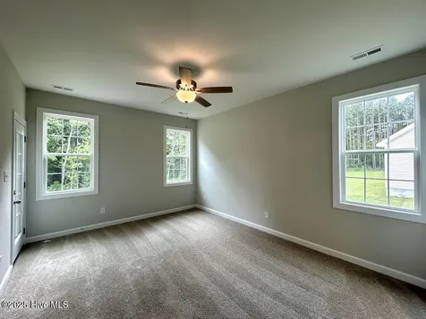 1231 Inner Banks Lane Jacksonville NC 28546