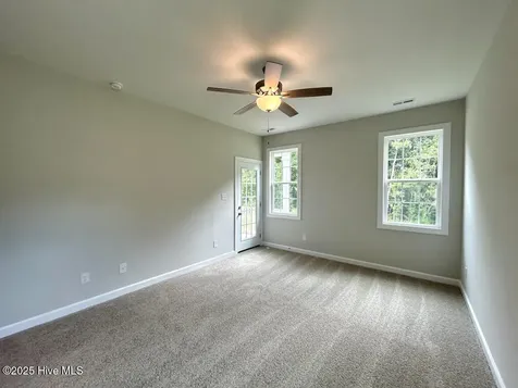 1231 Inner Banks Lane Jacksonville NC 28546
