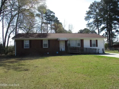 2941 Poole Road Kinston NC 28504