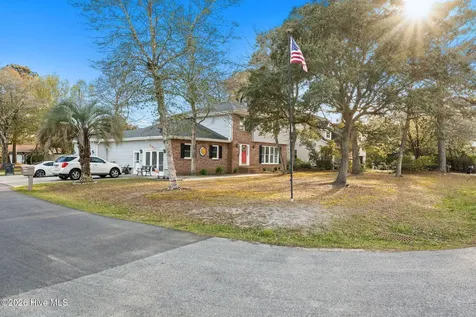 1706 Bay Tree Court SW Ocean Isle Beach NC 28469