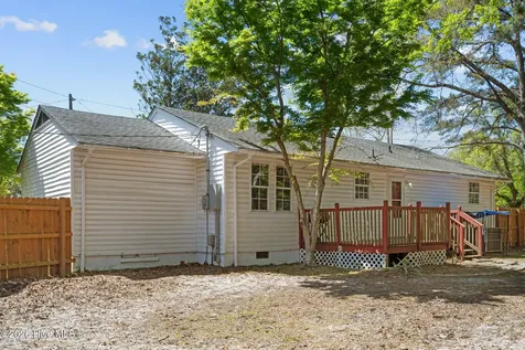 700 Henderson Drive Jacksonville NC 28540