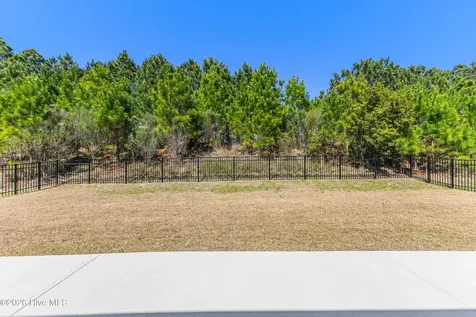 1432 Evergreen Forest Drive SE Bolivia NC 28422