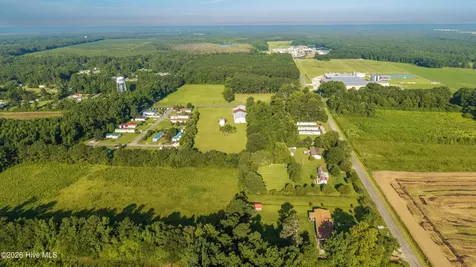 3699 Us 117 Rose Hill NC 28458