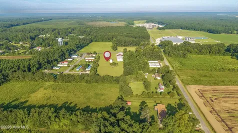 3699 Us 117 Rose Hill NC 28458
