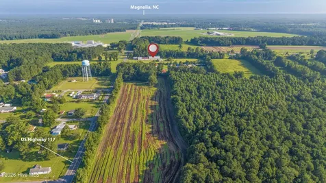 3699 Us 117 Rose Hill NC 28458