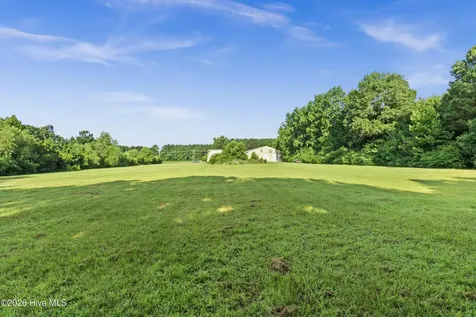 3699 Us 117 Rose Hill NC 28458