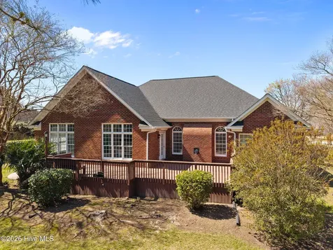 2267 Waterford Drive Winterville NC 28590