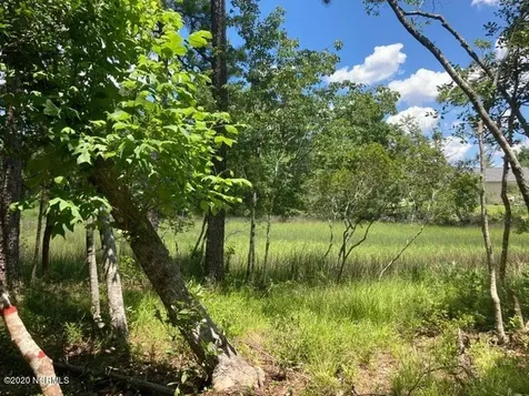 76 Hughes Road Hampstead NC 28443