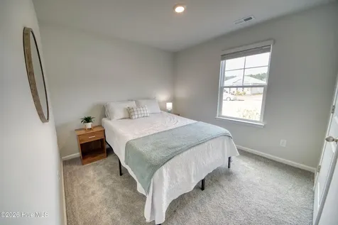 1166 King Eider Way Winnabow NC 28479