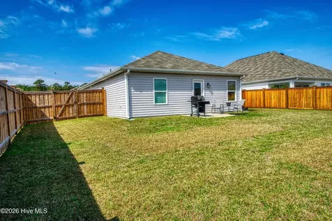 1166 King Eider Way Winnabow NC 28479