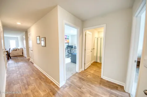 1166 King Eider Way Winnabow NC 28479