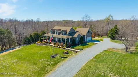 1819 Merritt Trail Burlington NC 27217