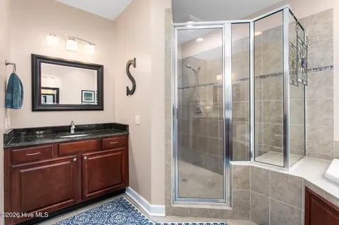1819 Merritt Trail Burlington NC 27217