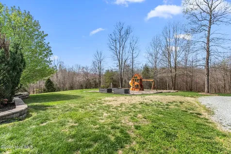 1819 Merritt Trail Burlington NC 27217