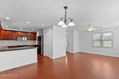1819 Merritt Trail Burlington NC 27217